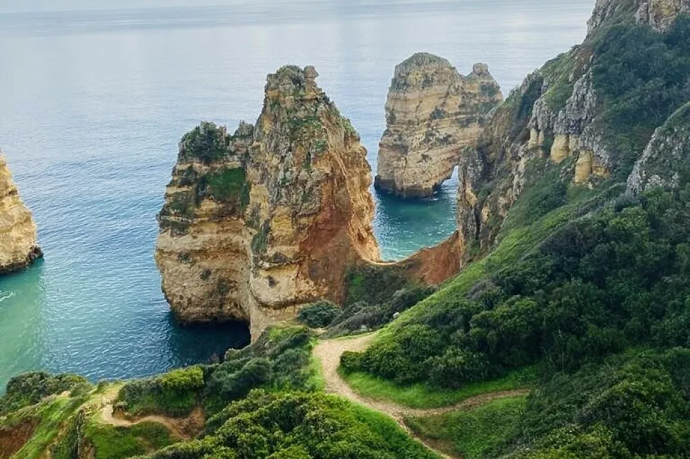the surrounding landscape — Algarve